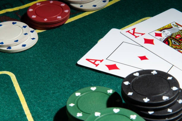suges Andar Bahar live studio with dealer, card setup, and real-time bet display